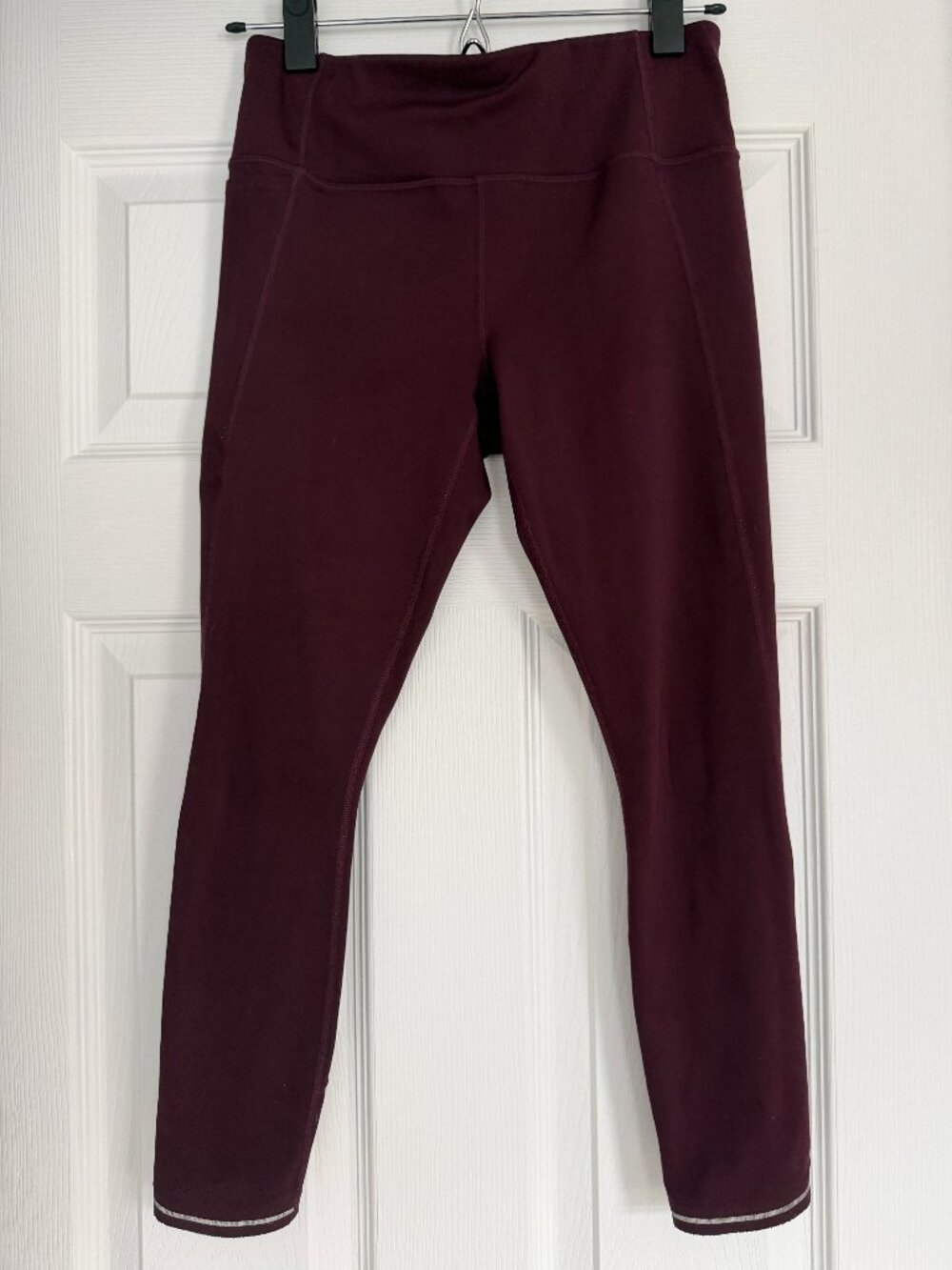 Athleta Petites XSP Run Free 7/8 Tight / Leggings Burgundy